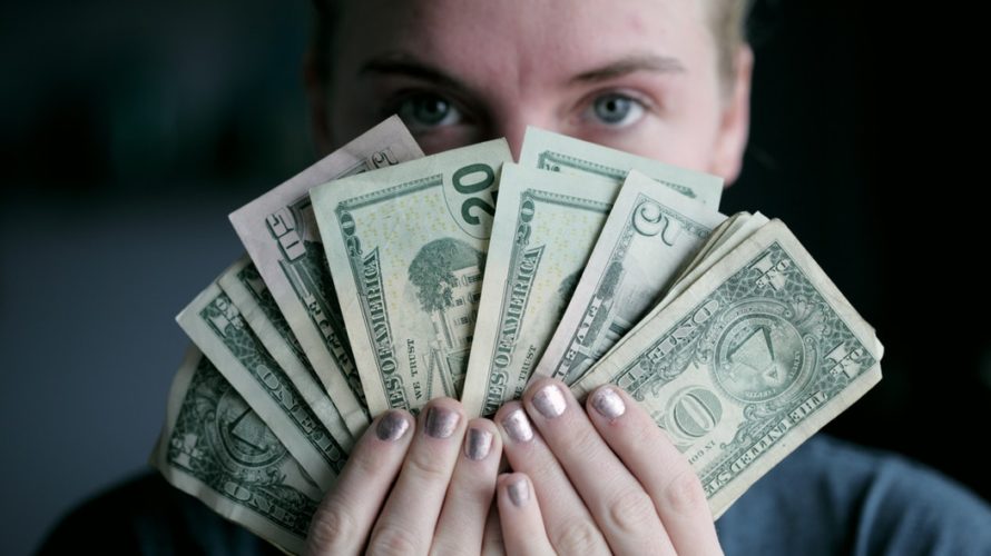 【起業家向け】資金調達よりも1円でも多く稼ごう!海外で起業して分かった、初期資本とキャッシュフローの重要性